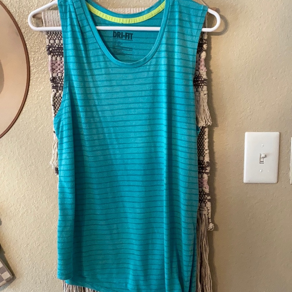 Nike Muscle Tank